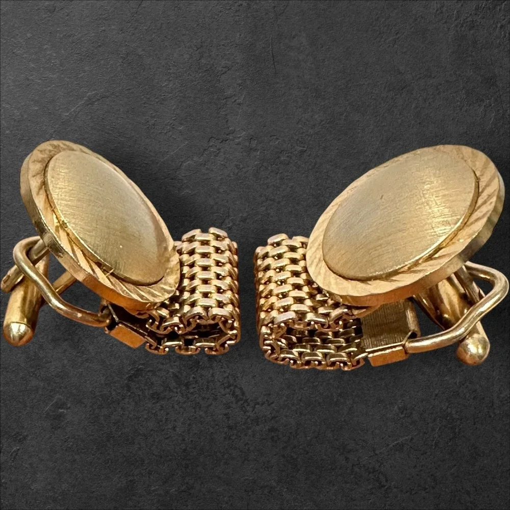 Diamond Cut Gold Tone Faceted Vintage‎ Wraparound Mesh Watchband Cuff Links